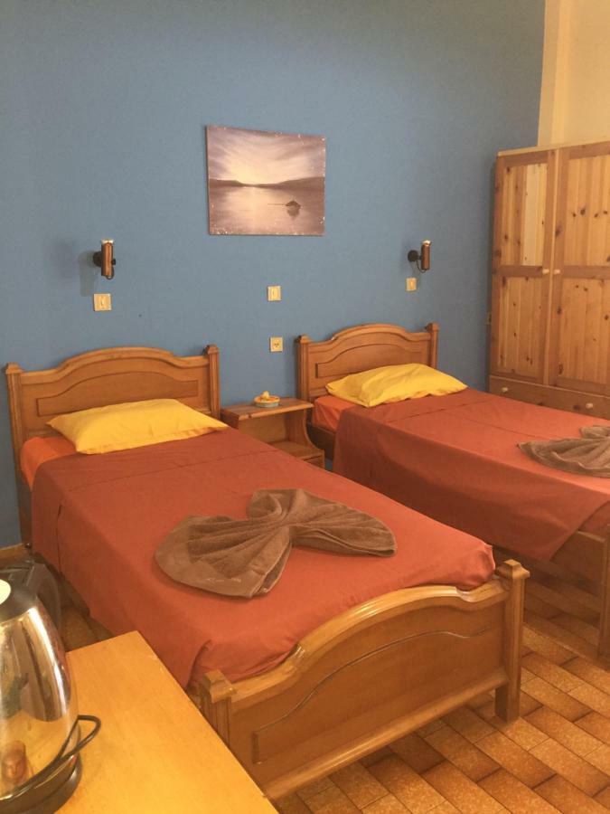 The Draught House Pub-Inn Малиа Экстерьер фото