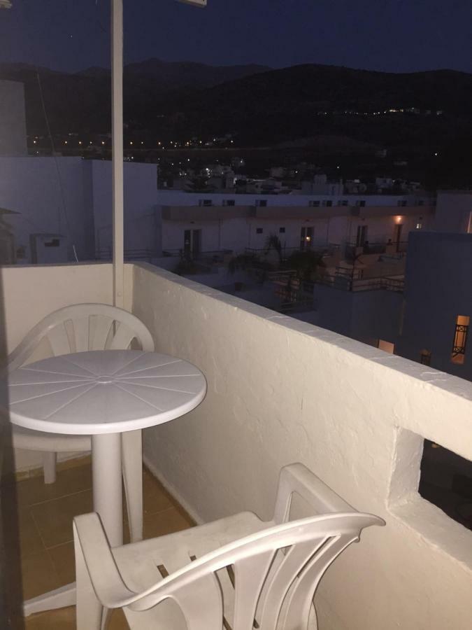 The Draught House Pub-Inn Малиа Экстерьер фото